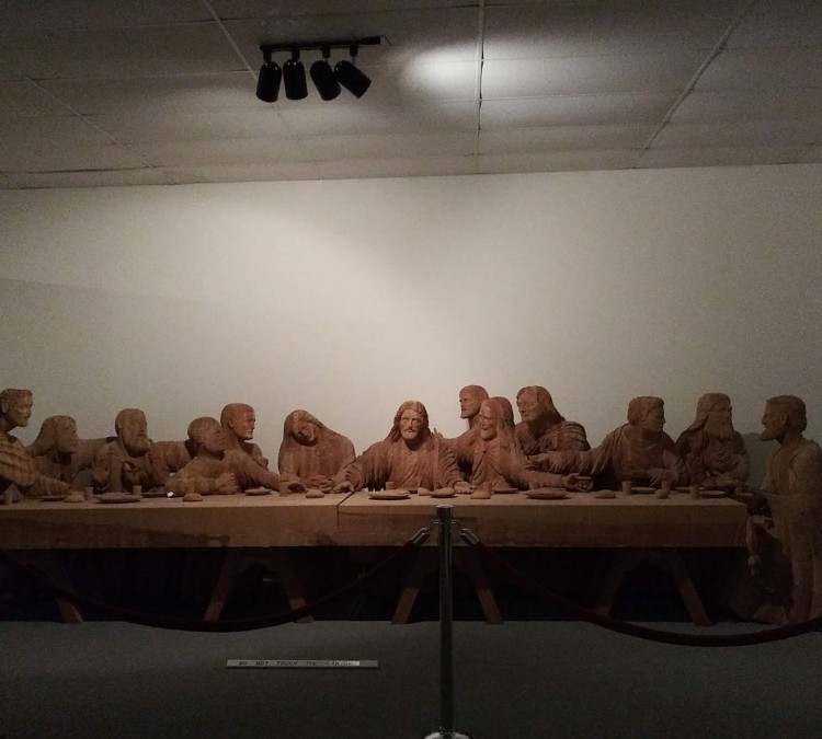 museum-of-woodcarving-photo